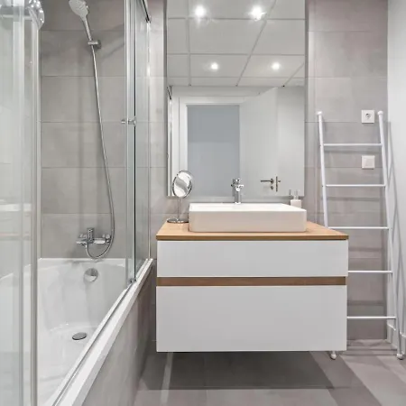 Luxe 3br Apt. Met Wellness In Oasis 325 Apartamento Estepona