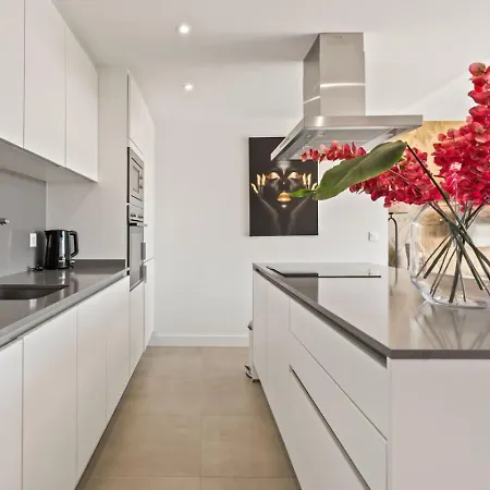 Luxe 3br Apt. Met Wellness In Oasis 325 *