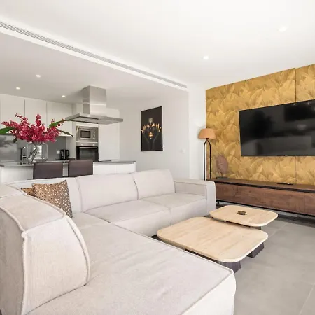 Luxe 3br Apt. Met Wellness In Oasis 325
